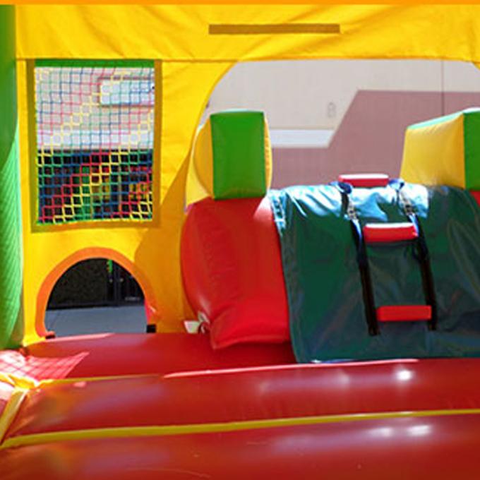 Colorful Inflatable Bounce House Slide Combo Convenient Air Flap With Durable Zippers